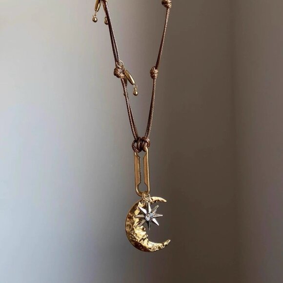 BOHEMIAN CHIC! Vintage Style Wax Cord Necklace Crescent Moon & Star Charm - Picture 3 of 5
